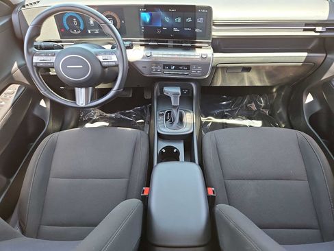 Certified 2025 Hyundai Kona SEL AWD/4WD image 15