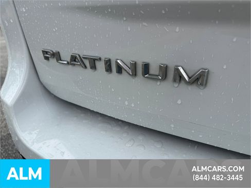 Certified 2025 Ford Expedition Platinum AWD/4WD image 8