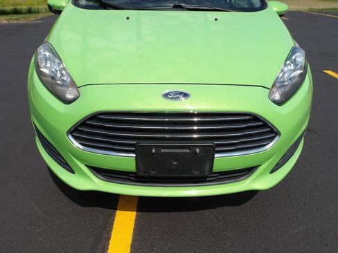 Used 2014 Ford Fiesta SE FWD image 25