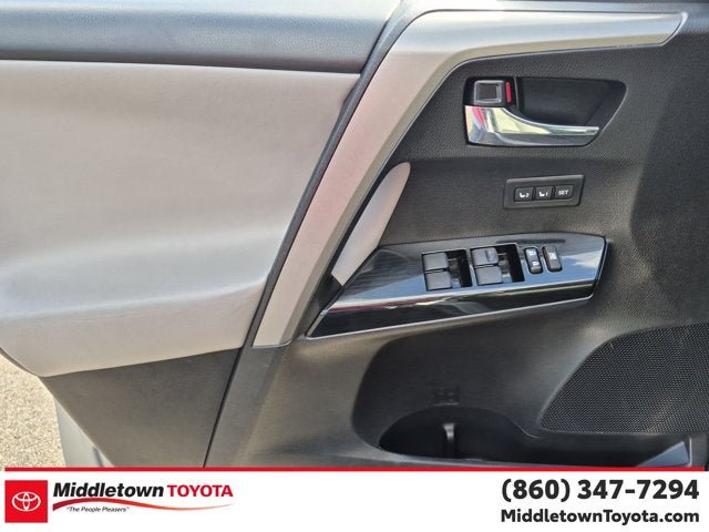 Used 2018 Toyota RAV4 Limited w/ Protection Package AWD/4WD image 10