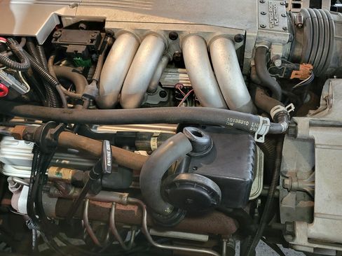 Used 1991 Chevrolet Camaro Z28 RWD image 12
