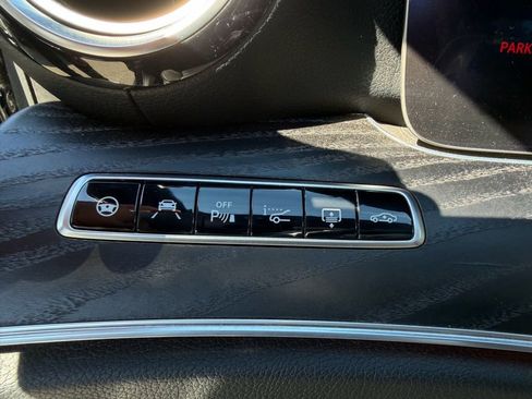 Used 2018 Mercedes-Benz E 43 AMG 4MATIC Sedan image 20