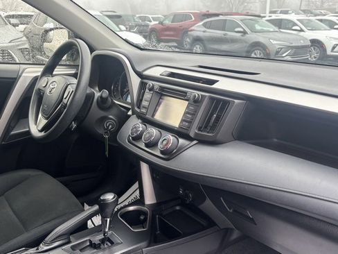 Used 2016 Toyota RAV4 LE image 15