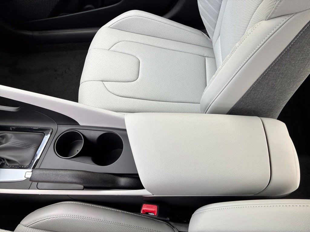 New 2026 Hyundai Elantra SEL Sport FWD image 37
