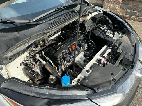 Used 2021 Honda HR-V LX image 13