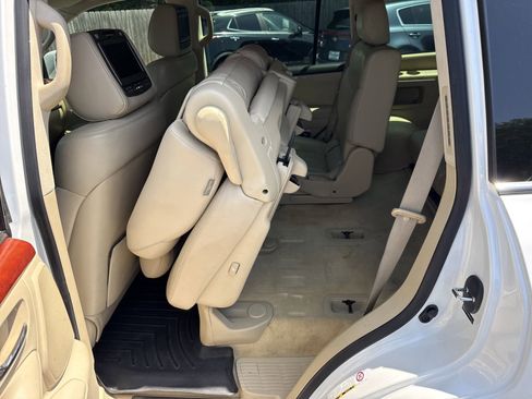 Used 2008 Lexus LX 570 4WD image 14