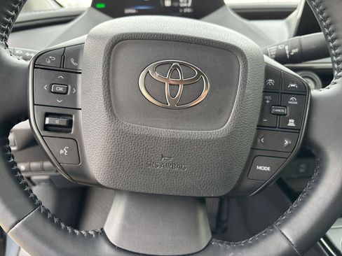 Used 2025 Toyota Prius LE image 25