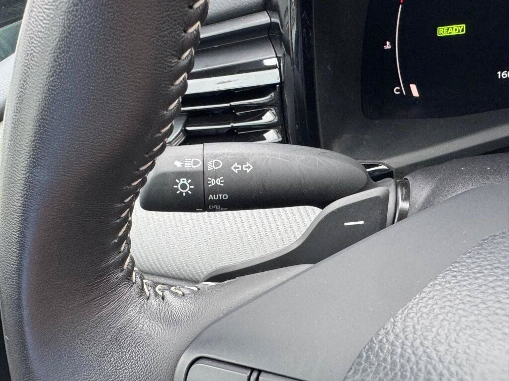 Certified 2026 Toyota Camry SE AWD/4WD image 18