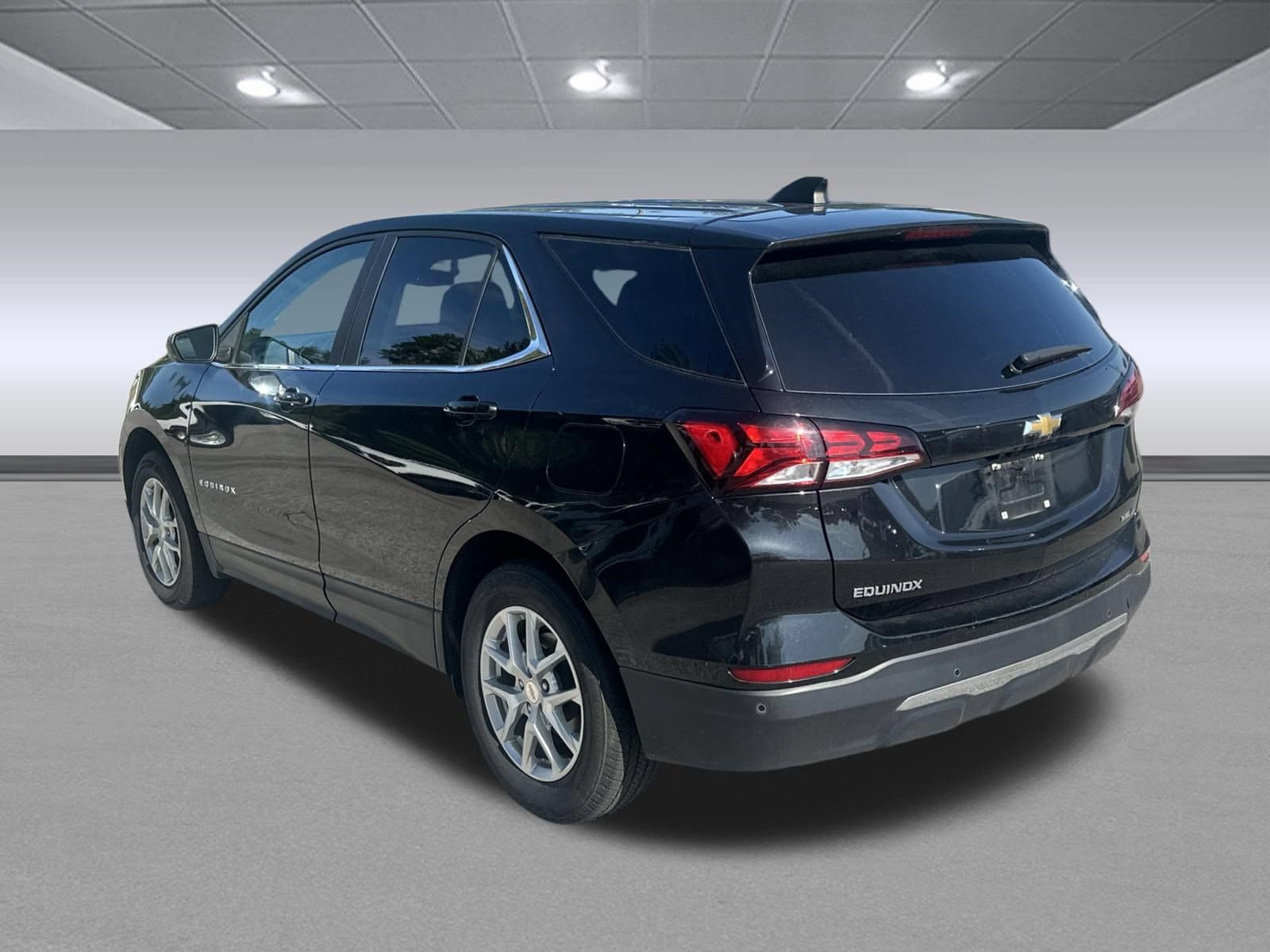 Used 2024 Chevrolet Equinox LT AWD/4WD image 5