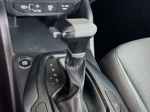 Used 2025 Kia K4 LXS image 24