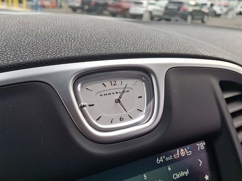 Used 2023 Chrysler 300 Touring L w/ Comfort Group AWD/4WD image 23