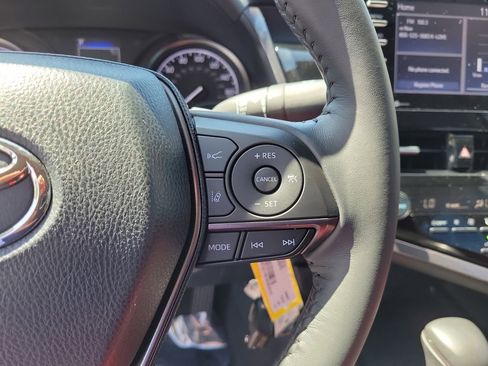 Used 2024 Toyota Camry SE image 27