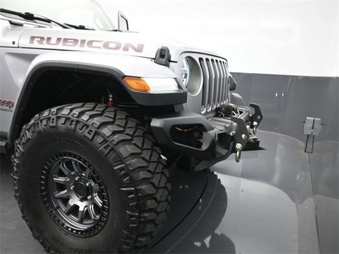 Used 2020 Jeep Gladiator Rubicon image 35