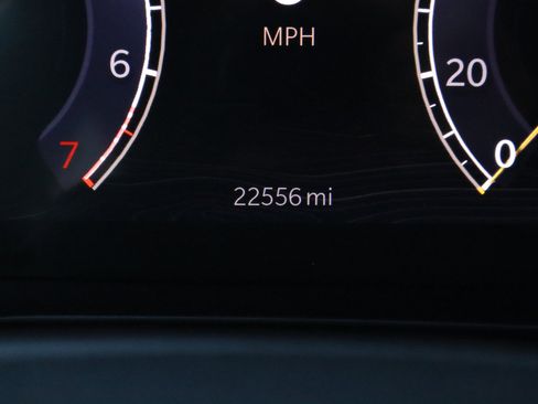 Used 2023 Jeep Grand Cherokee L Altitude image 32