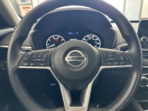 Used 2022 Nissan Altima 2.5 S image 21