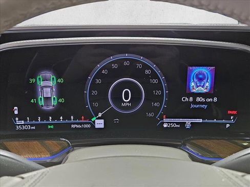 Used 2021 Cadillac Escalade ESV Premium Luxury Platinum image 14