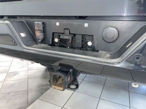 Used 2020 GMC Sierra 2500 Denali w/ Denali Ultimate Package image 19