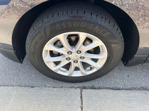 Used 2019 Chevrolet Equinox LS w/ LS Convenience Package FWD image 13