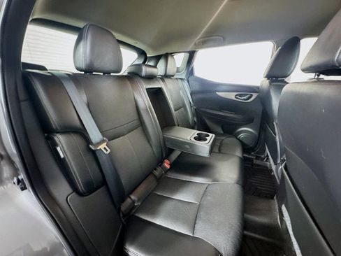 Used 2020 Nissan Rogue Sport SL image 26