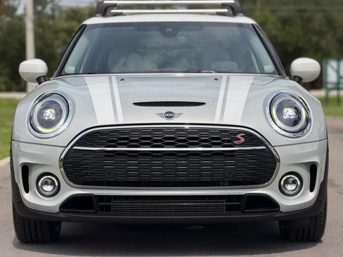 Used 2023 MINI Cooper Clubman S FWD image 3