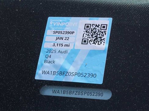 Used 2025 Audi Q4 e-tron Premium Plus w/ Premium Plus image 29