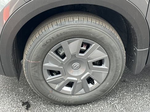 New 2026 Nissan Kicks S image 12