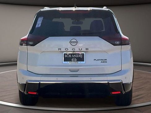 New 2026 Nissan Rogue Platinum w/ Platinum Premium Package image 4