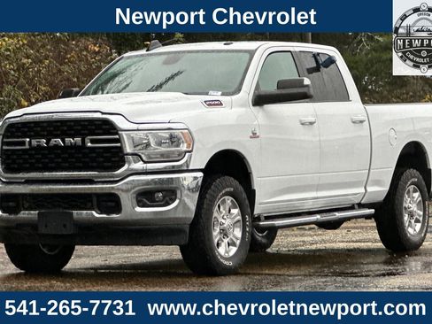 Used 2022 RAM 2500 Big Horn w/ Level A Equipment Group image 9