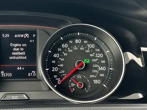 Used 2018 Volkswagen GTI SE image 23