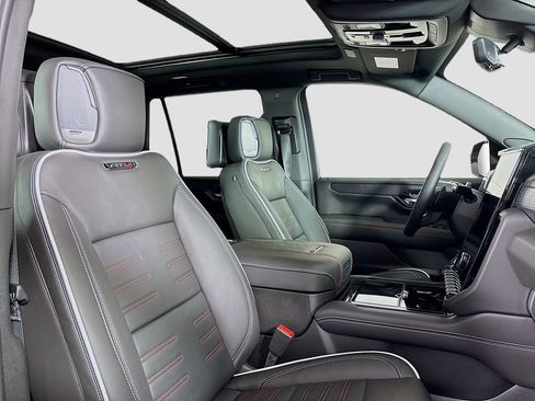 New 2026 GMC Yukon AT4 Ultimate AWD/4WD image 31