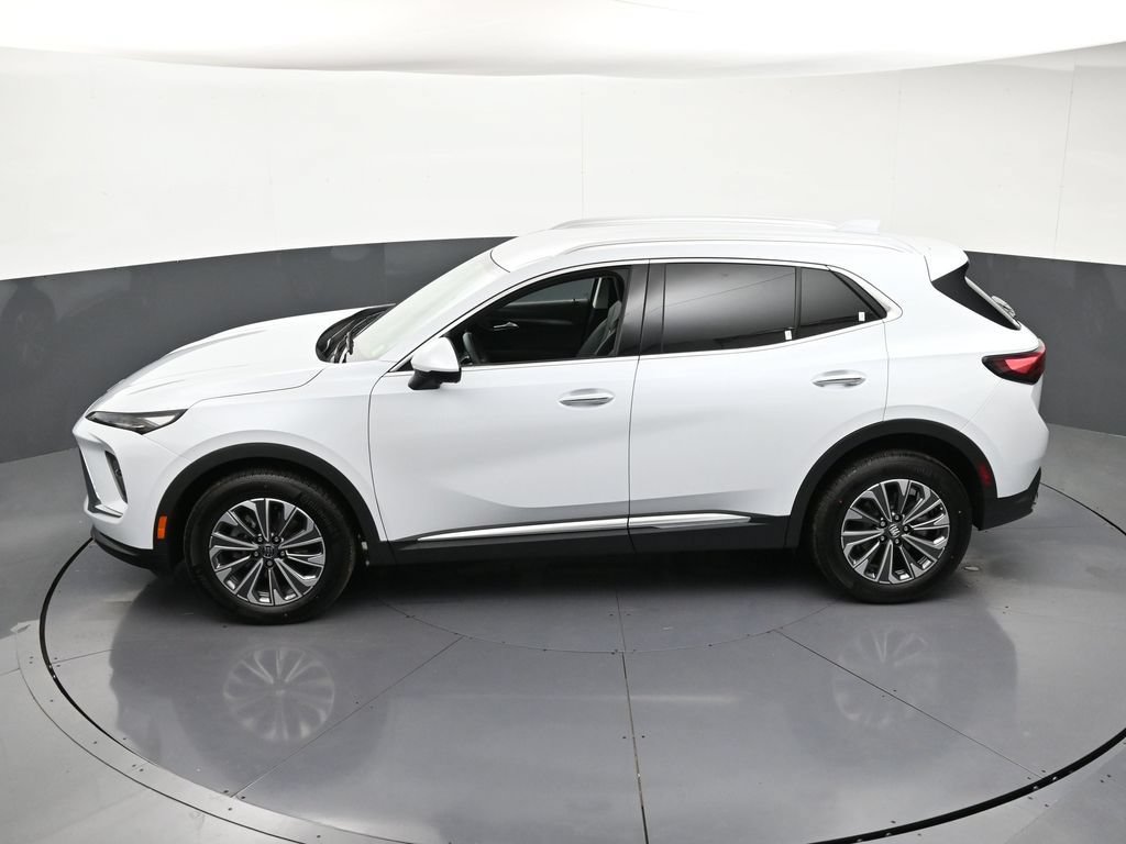Certified 2026 Buick Envision Preferred AWD/4WD image 21