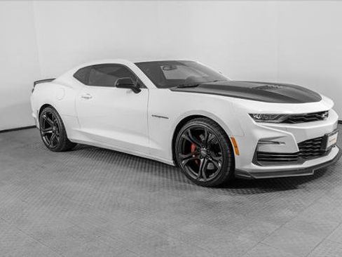 Used 2023 Chevrolet Camaro SS image 11