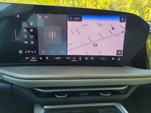 Used 2025 Audi Q5 Premium Plus w/ Premium Plus image 21