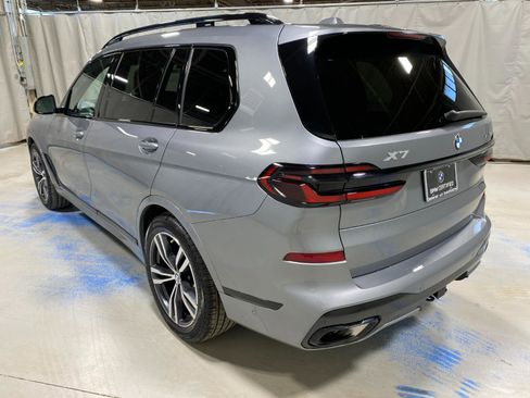 Certified 2024 BMW X7 xDrive40i w/ M Sport Package image 9