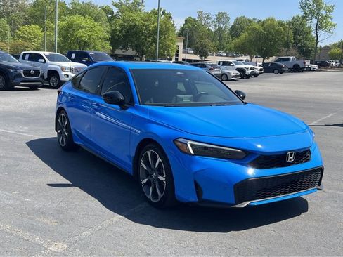 Used 2025 Honda Civic Sport Touring image 3