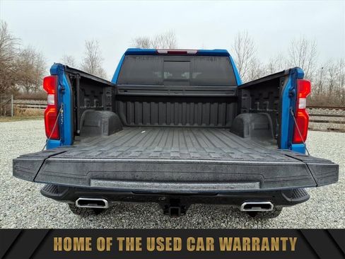 Used 2024 Chevrolet Silverado 1500 LT Trail Boss w/ Convenience Package II AWD/4WD image 9