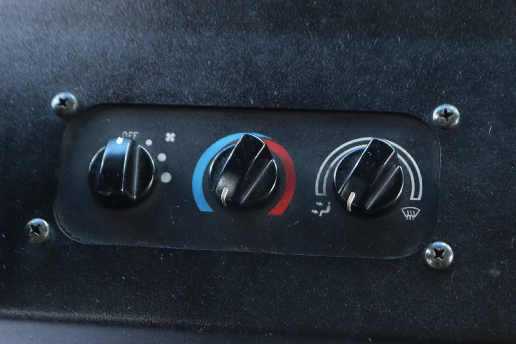 Used 2019 Ford E-450 and Econoline 450 Super Duty RWD image 24