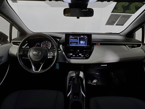 Used 2022 Toyota Corolla SE image 29