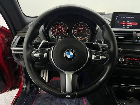 Used 2015 BMW M235i xDrive Coupe image 23