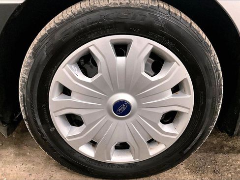 Used 2019 Ford Transit Connect XL image 9