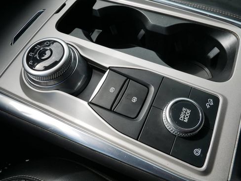 Certified 2023 Ford Explorer XLT AWD/4WD image 24