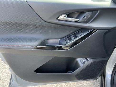 Used 2026 Chevrolet Equinox RS w/ LPO, Floor Liner Package FWD image 16