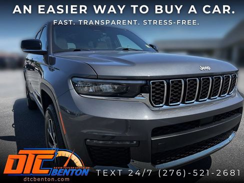 Used 2025 Jeep Grand Cherokee L Limited AWD/4WD image 9