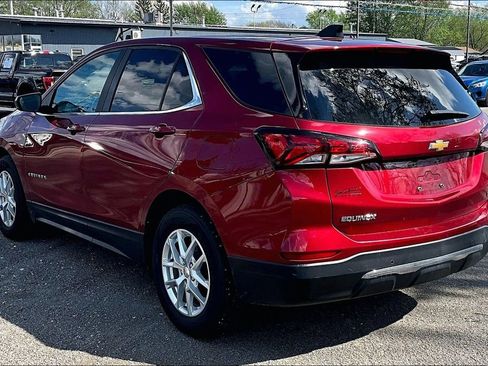 Used 2022 Chevrolet Equinox LT image 3