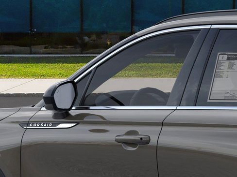 New 2026 Lincoln Corsair Premiere image 20