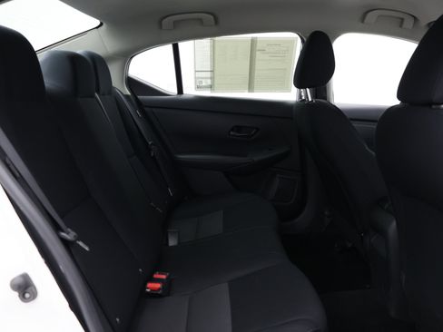 Used 2024 Nissan Sentra S FWD image 39