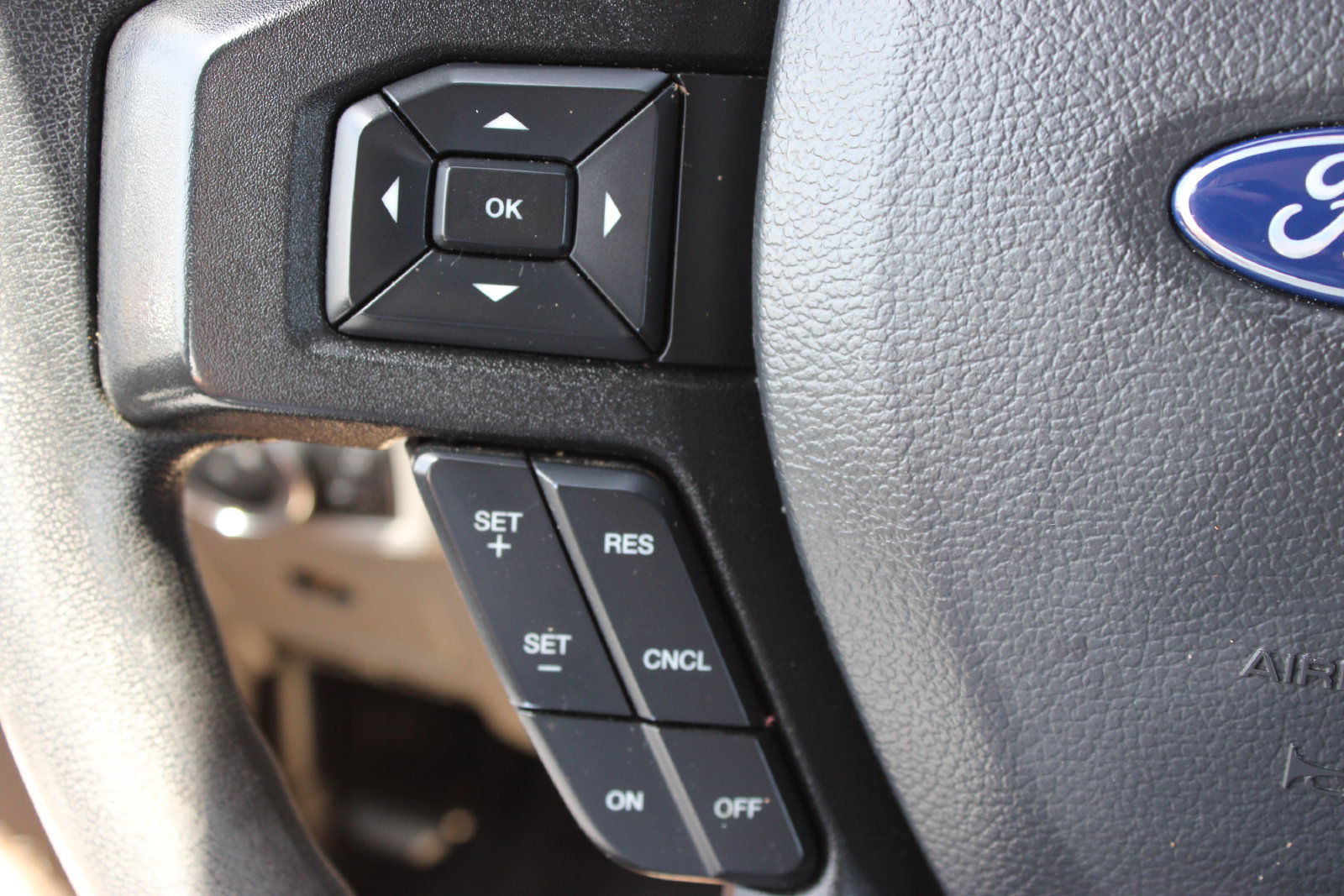 Used 2019 Ford F250 XLT w/ Snow Plow Prep Package AWD/4WD image 19