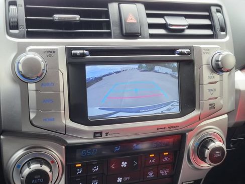 Used 2018 Toyota 4Runner Limited AWD/4WD image 17