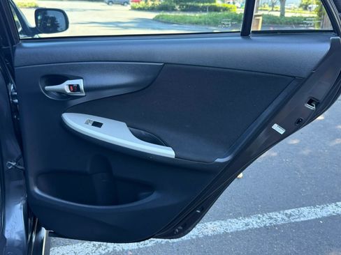 Used 2011 Toyota Corolla S FWD image 26