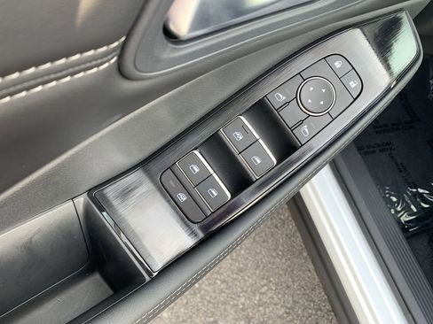 Used 2024 Nissan Rogue SL image 13